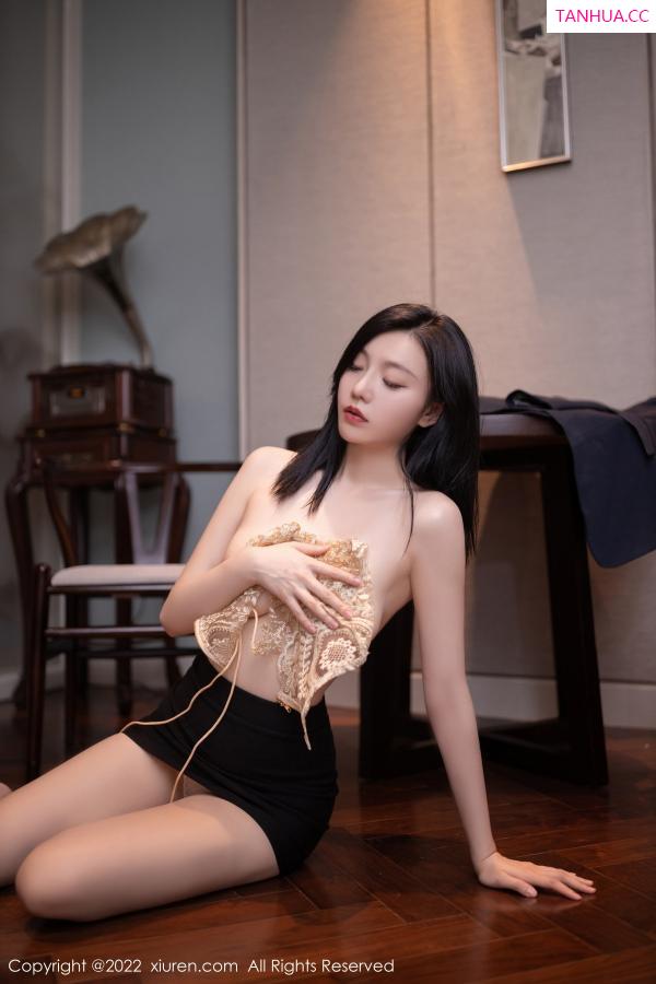 安然Maleah  [XiuRen]高清写真图 2022.12.27 No.6051 安然anran 醉酒主题第66张图片